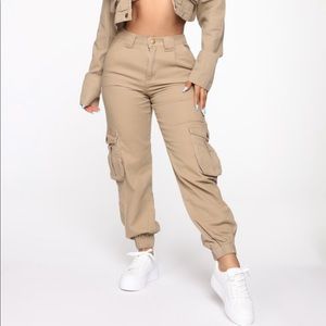 Fashion Nova Leslie Cargo Joggers